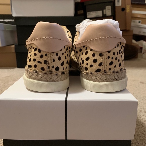 NEW DOLCE VITA MADOX SNEAKER IN LEOPARD CALF HAIR - Picture 5 of 7